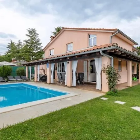 Petra Palace Vikendica *