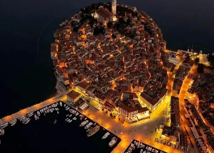 Petra Palace Vakantiehuis Rovinjsko Selo