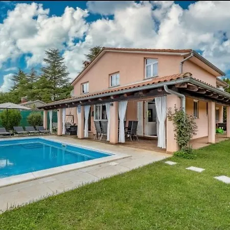 Prázdninový dům Petra Palace Rovinjsko Selo